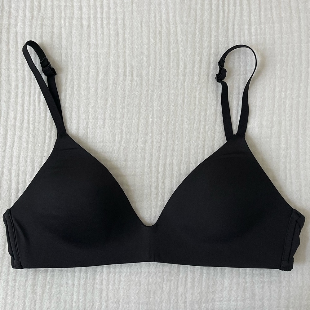 SKIMS Wireless Form T-Shirt Demi Bra